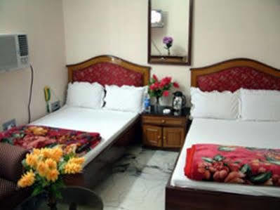 Hotel Prince Bodhgaya Bagian luar foto